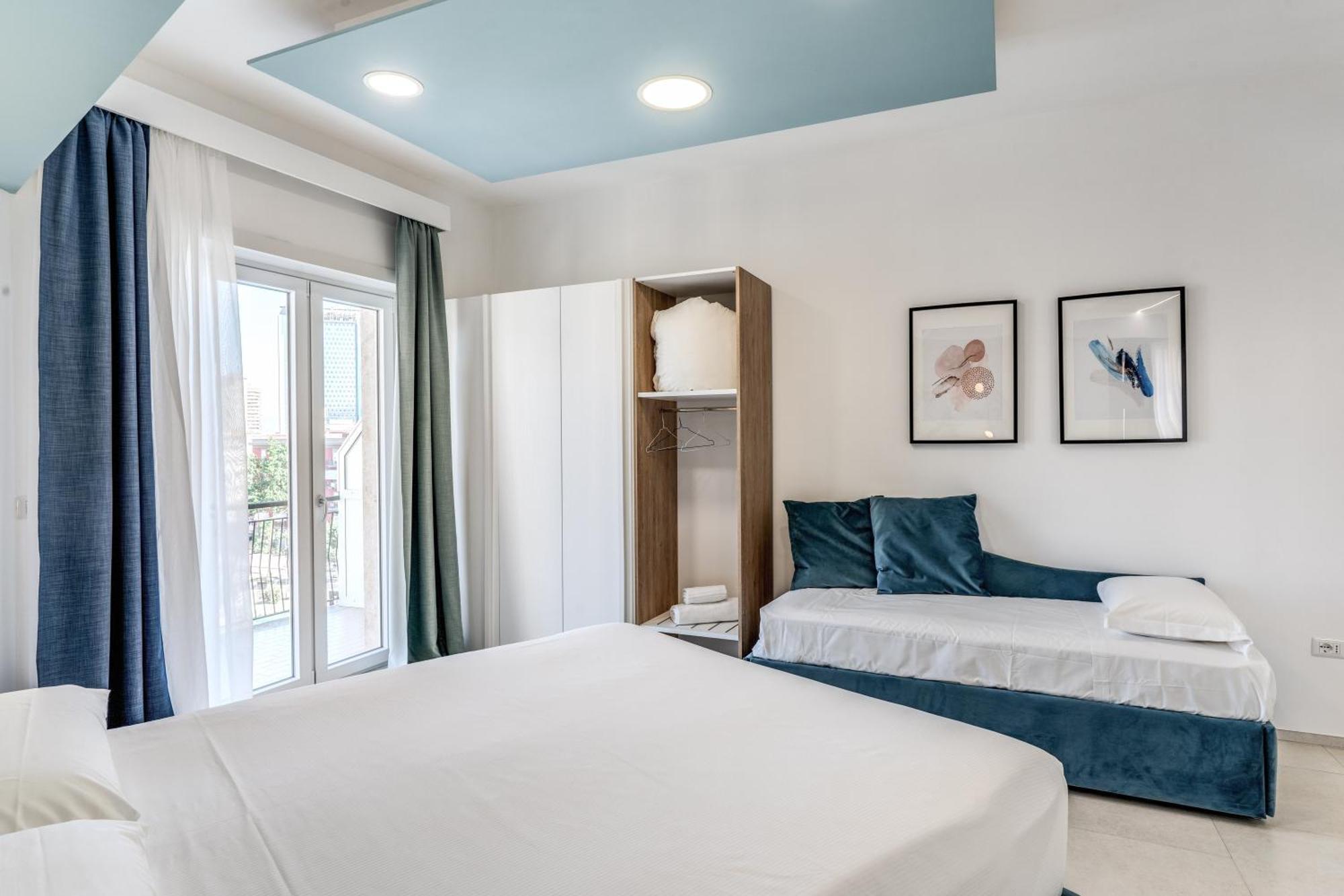 Hotel National Square Napoli Zewnętrze zdjęcie