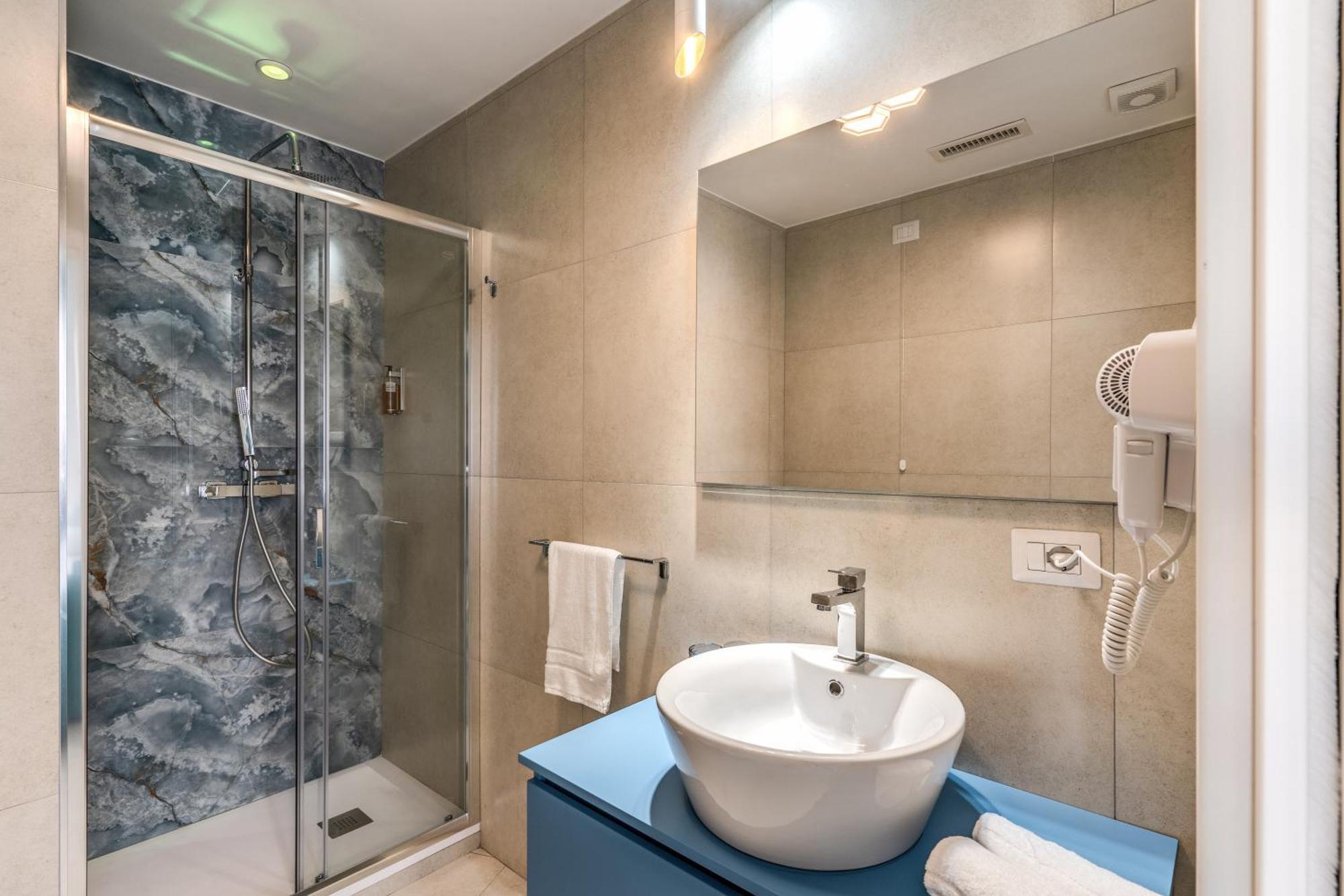 Hotel National Square Napoli Zewnętrze zdjęcie